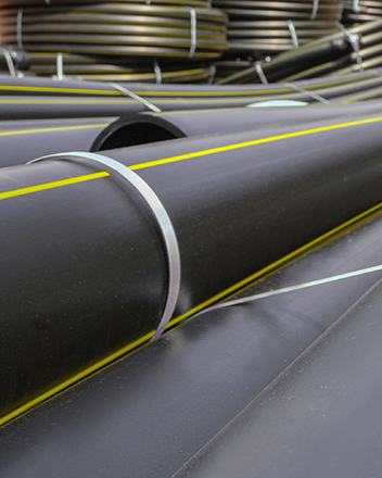 Pipes for underground gas distribution networks